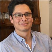 Professeur de Espagnol. Je peux enseigner l'espagnol et l'anglais aux étudiants.
J'ai enseigné la gestion et le marketing dans une université il y a 10 ans. J'ai de l'expérience dans le travail avec les écoles et les enseignants. Je connais le milieu de
